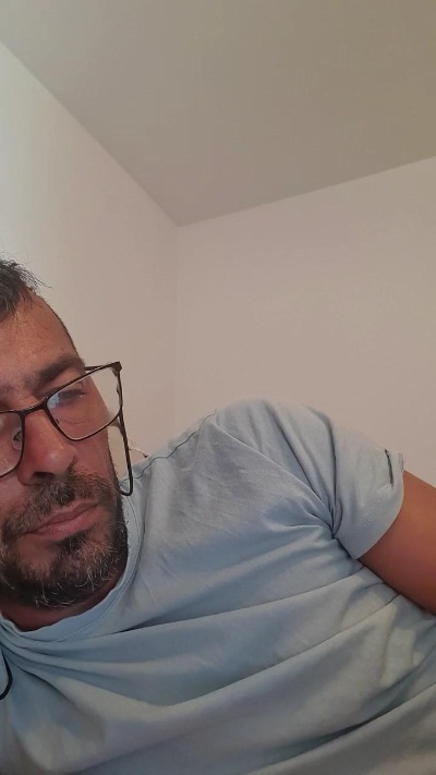 abyssboy352 live cam on Cam4