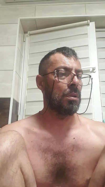 abyssboy352 live cam on Cam4