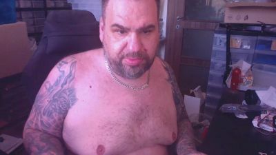 ac_slide84 live cam on Cam4