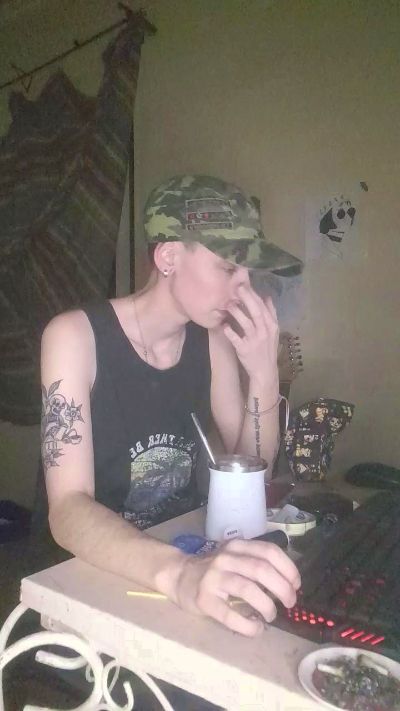 actresshine live cam on Cam4