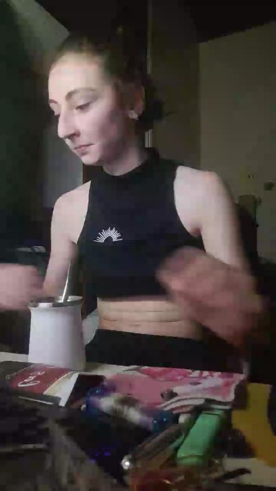 actresshine live cam on Cam4