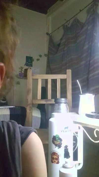 actresshine live cam on Cam4