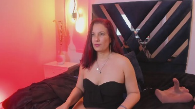 ada_mclaine live cam on Cam4