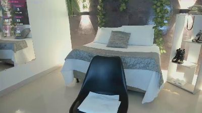 ada_walker live cam on Cam4