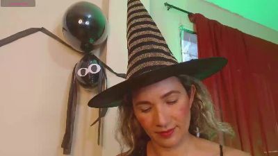 adairamars live cam on Cam4