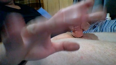 adam_kream live cam on Cam4