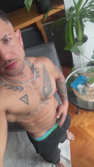 adamcastxx live cam on Cam4