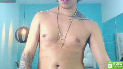 adamcoox1 live cam on Cam4