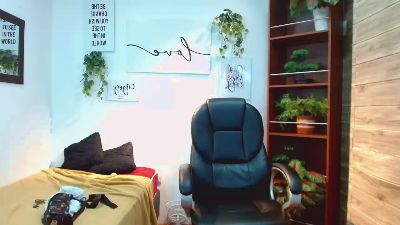adamcoox1 live cam on Cam4