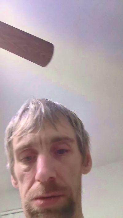 adamkirk489 live cam on Cam4