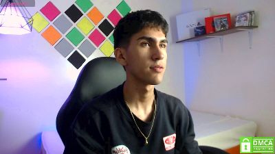 adan_tower live cam on Cam4
