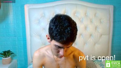 adan_tower live cam on Cam4