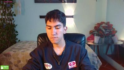 adan_tower live cam on Cam4