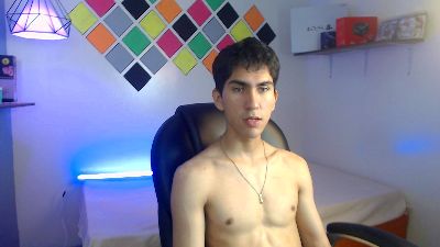 adan_tower live cam on Cam4