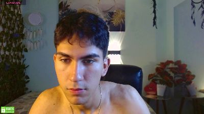 adan_tower live cam on Cam4