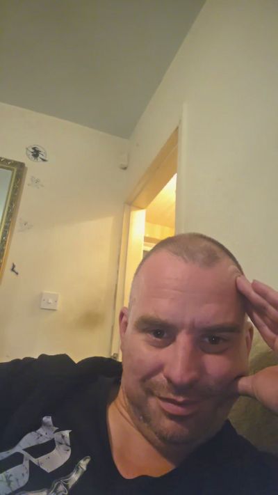 adavid30 live cam on Cam4