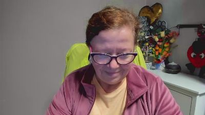adele69sexy live cam on Cam4
