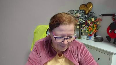 adele69sexy live cam on Cam4