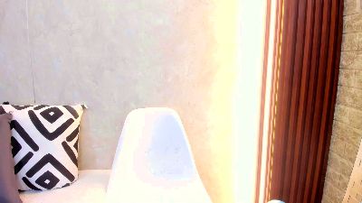 adharalow live cam on Cam4
