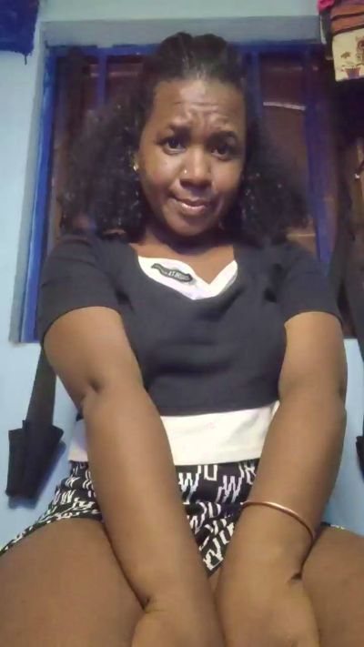 adigafaharda live cam on Cam4