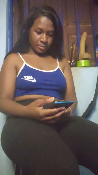 adigafaharda live cam on Cam4