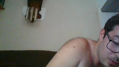 adri28bcn live cam on Cam4