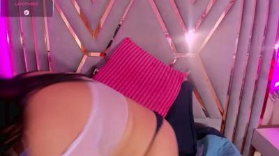adri_rivera live cam on Cam4