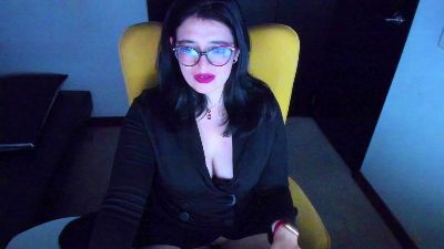 adriana71 live cam on Cam4