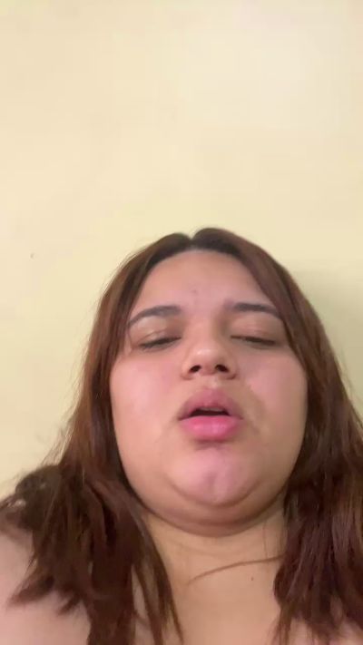 adrianababby live cam on Cam4