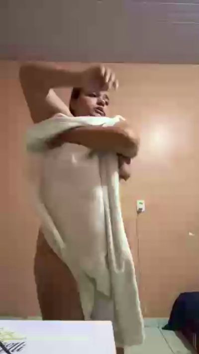 adrianababby live cam on Cam4