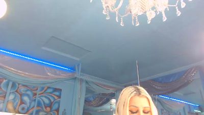 adrianna_fox live cam on Cam4