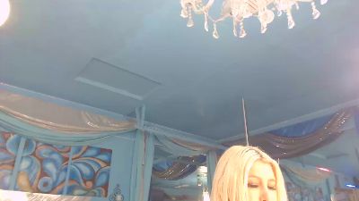 adrianna_fox live cam on Cam4