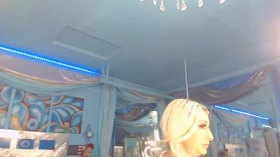 adrianna_fox live cam on Cam4