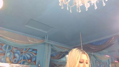 adrianna_fox live cam on Cam4