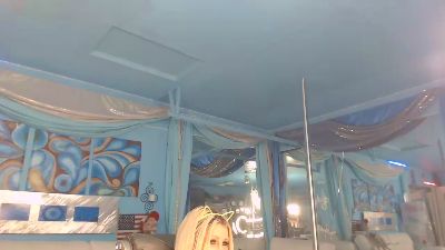 adrianna_fox live cam on Cam4