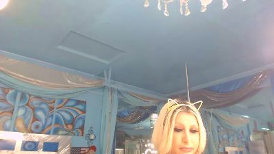 adrianna_fox live cam on Cam4