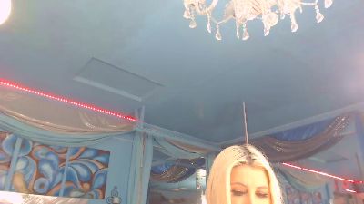 adrianna_fox live cam on Cam4