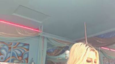adrianna_fox live cam on Cam4