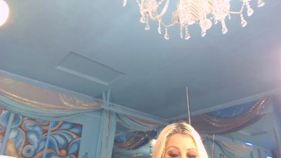 adrianna_fox live cam on Cam4