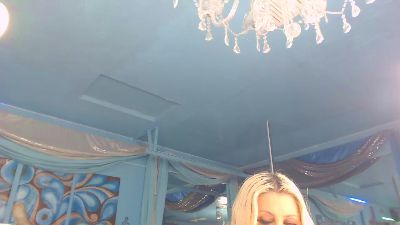 adrianna_fox live cam on Cam4