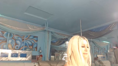 adrianna_fox live cam on Cam4
