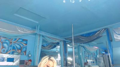 adrianna_fox live cam on Cam4
