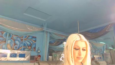 adrianna_fox live cam on Cam4