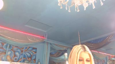 adrianna_fox live cam on Cam4