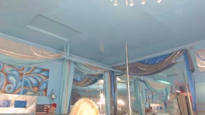 adrianna_fox live cam on Cam4