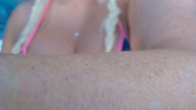 adrianna_fox live cam on Cam4
