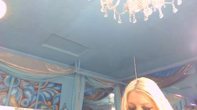 adrianna_fox live cam on Cam4