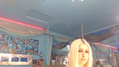 adrianna_fox live cam on Cam4