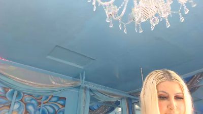 adrianna_fox live cam on Cam4
