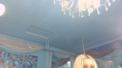 adrianna_fox live cam on Cam4